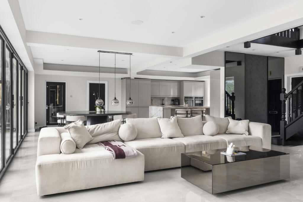 House in Chelmsford - View 5