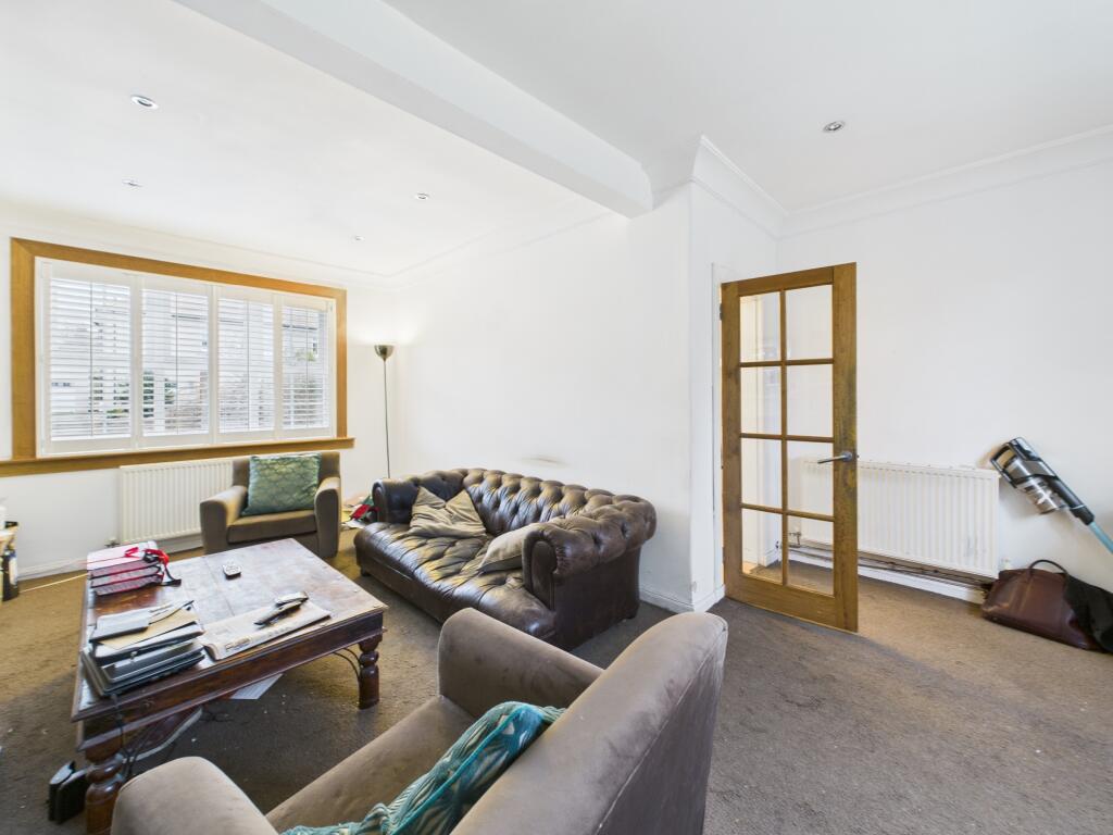 House in Coatbridge, North Lanarkshire - View 3