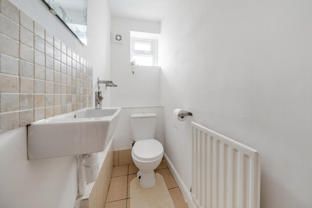 Additional image 12 of Wells Close, Harpenden, AL5