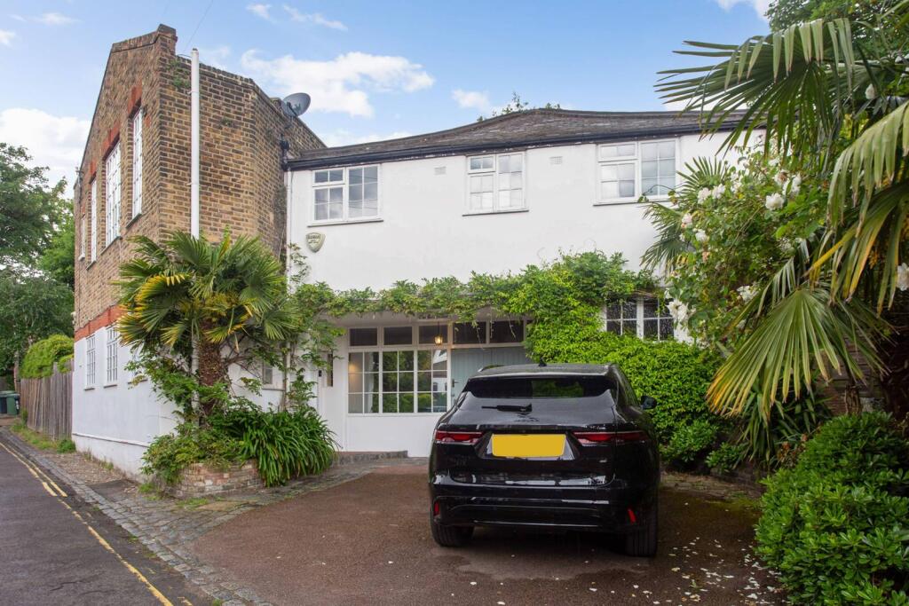 Main image of property: Camden Row, Blackheath, London, SE3