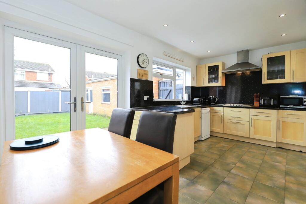 House in South Staffordshire, Codsall - View 3