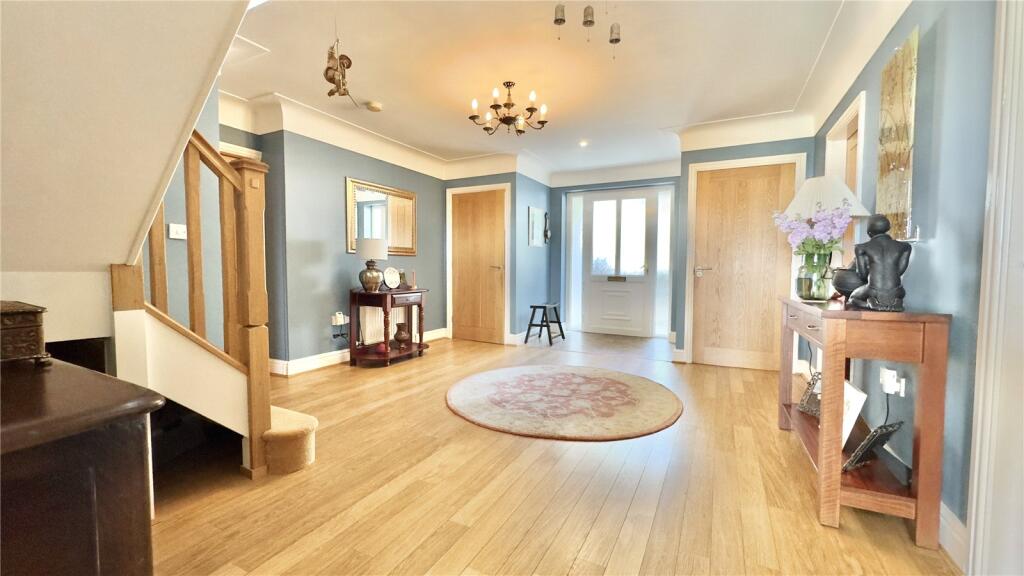 Anthonys Way, Heswall, Wirral, CH60 photo 3