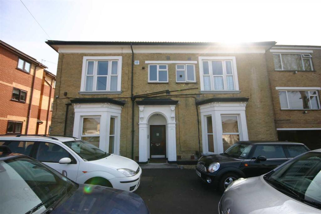 Main image of property: Regents Park Road, Southampton