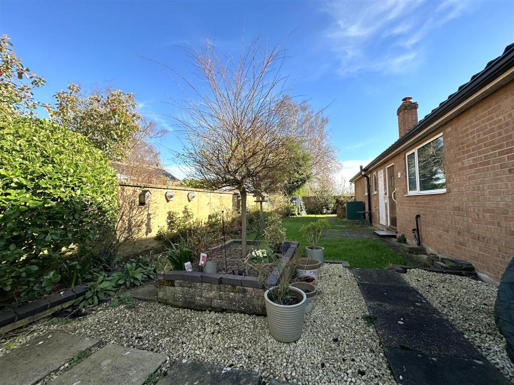 Melrose, Maltkiln Lane, Brant Broughton, Lincoln photo 3