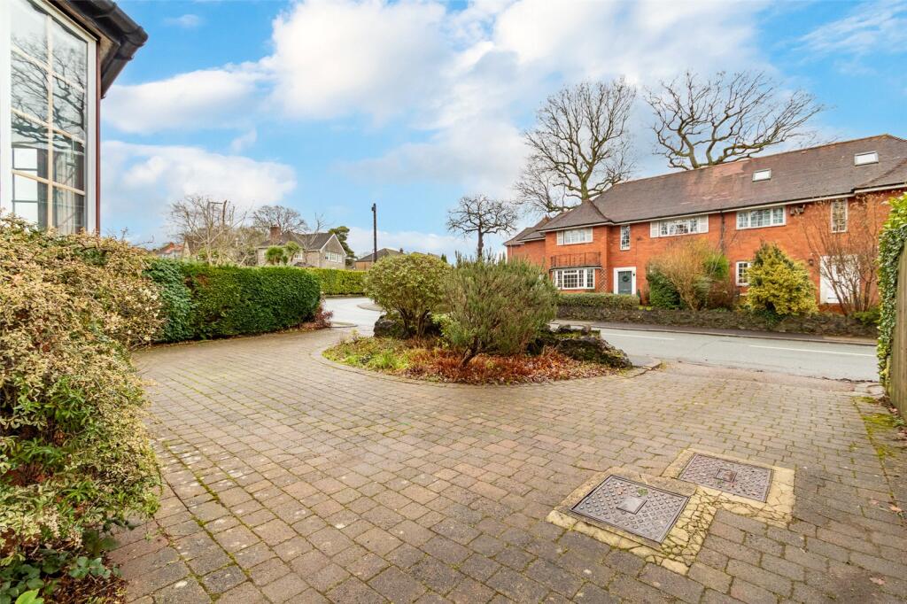 Dan y Coed Road, Cyncoed, Cardiff, CF23 photo 3