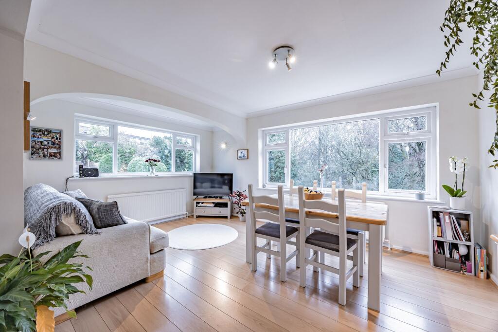 21a, Southern Crescent photo 4