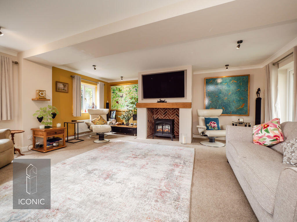 House in Broadland, Taverham - View 2