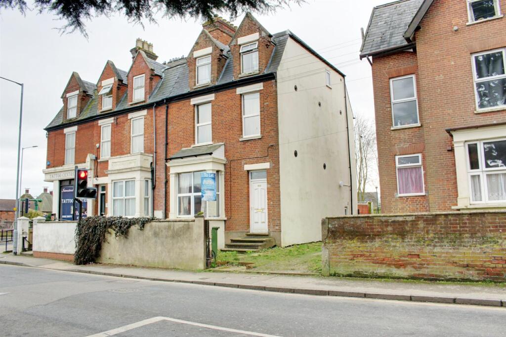 Main image of property: Norwich Street, Dereham