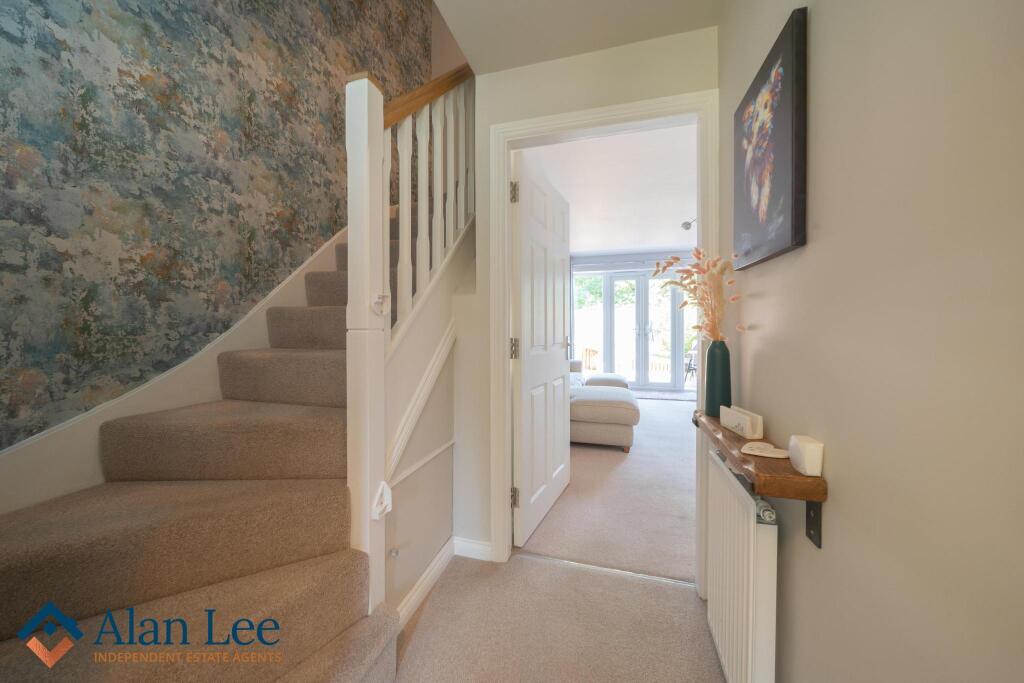House in Stockport - View 5