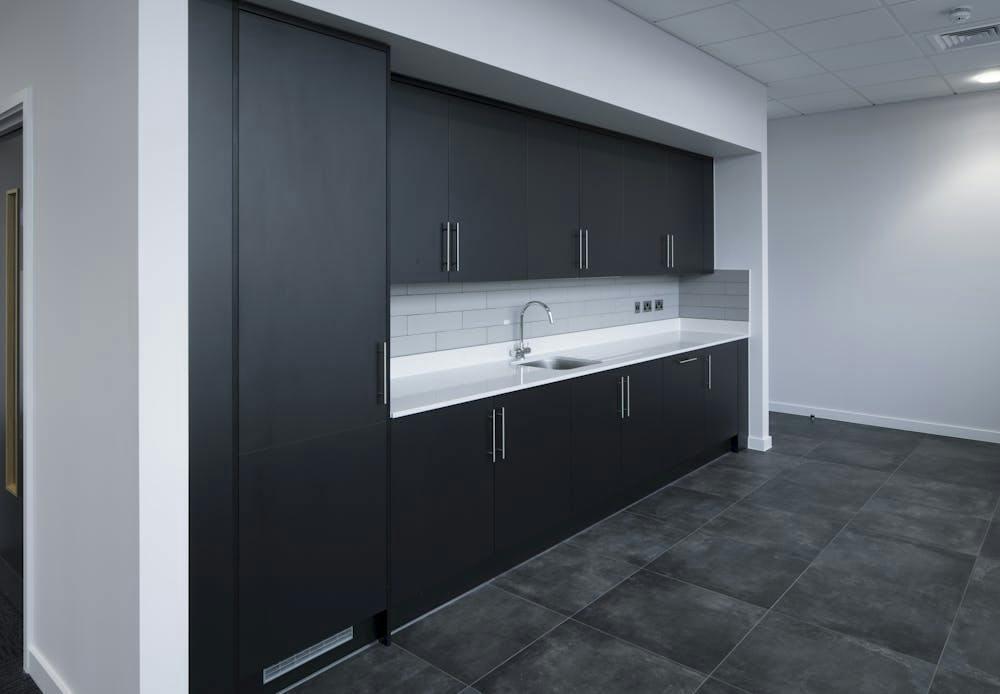 Kitchenette.jpg