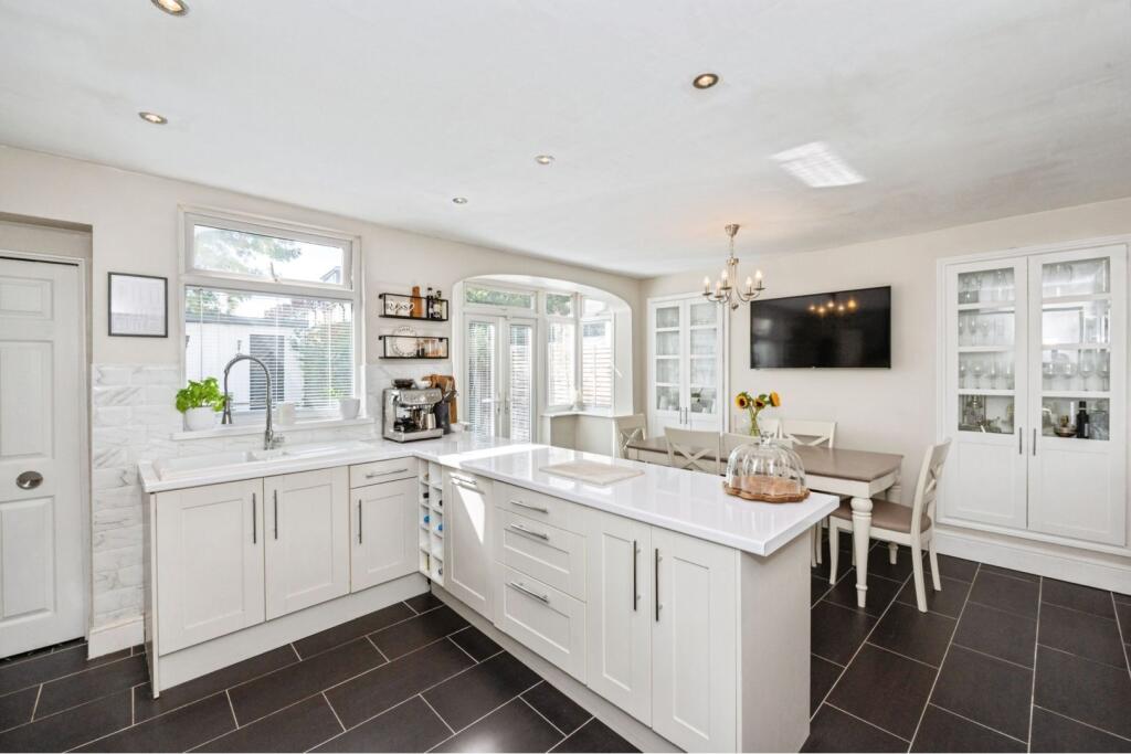 House in Gravesham, Gravesend - View 3
