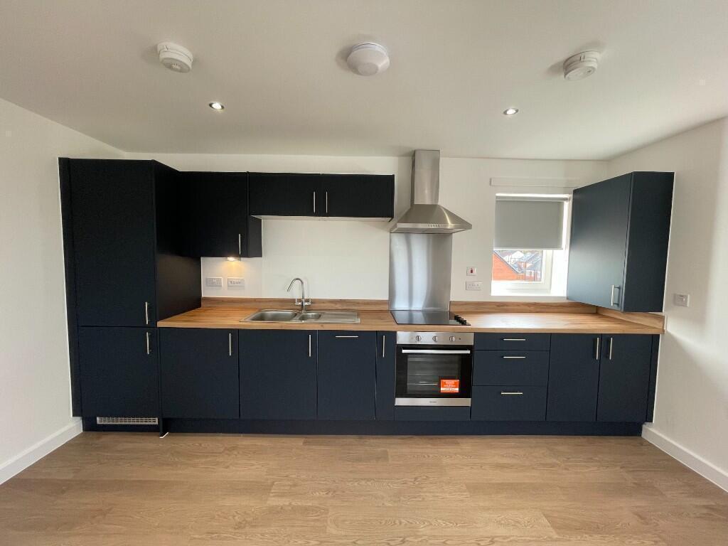 Apartment in Nottingham - View 4