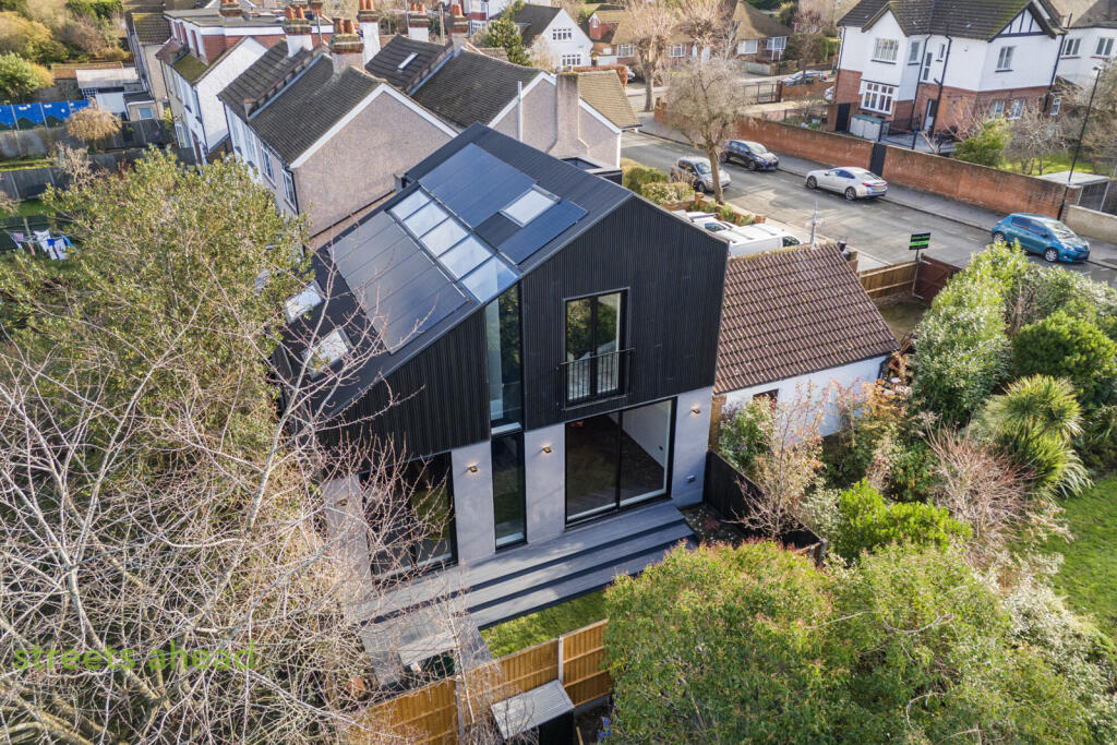 Main image of property: Carlyle Road, Croydon, CR0