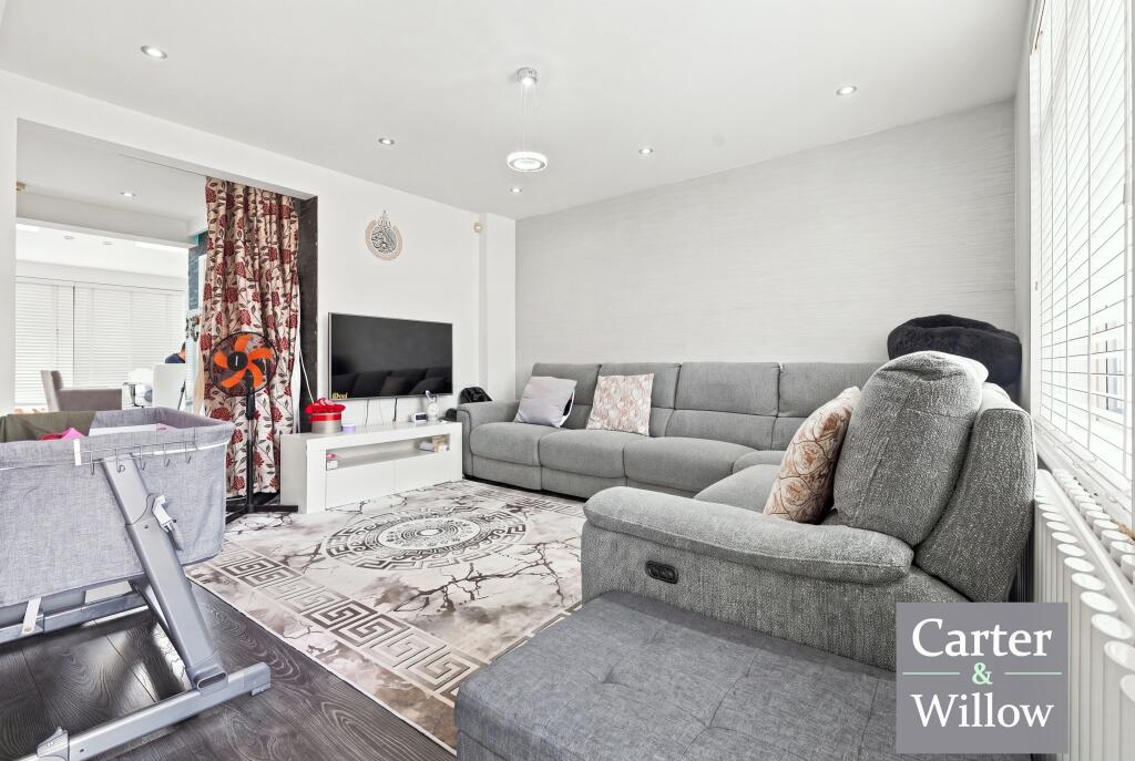 House in Romford - View 4