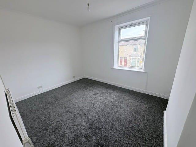 Lyndhurst Road, Burnley, BB10 photo 4