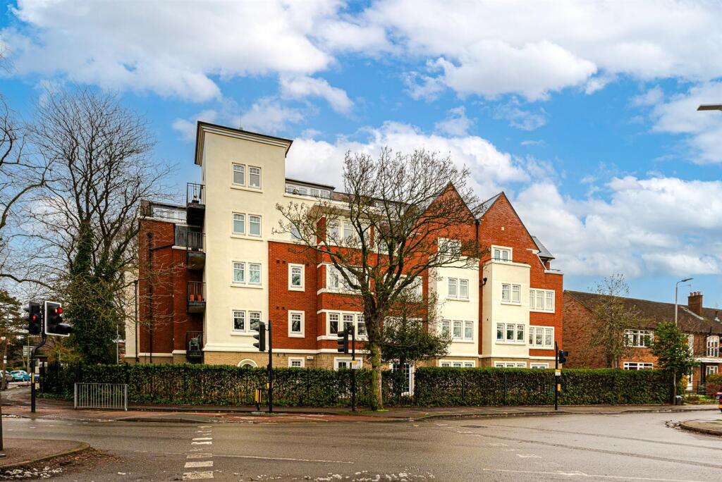 Main image of property: The Laurels, Leicester