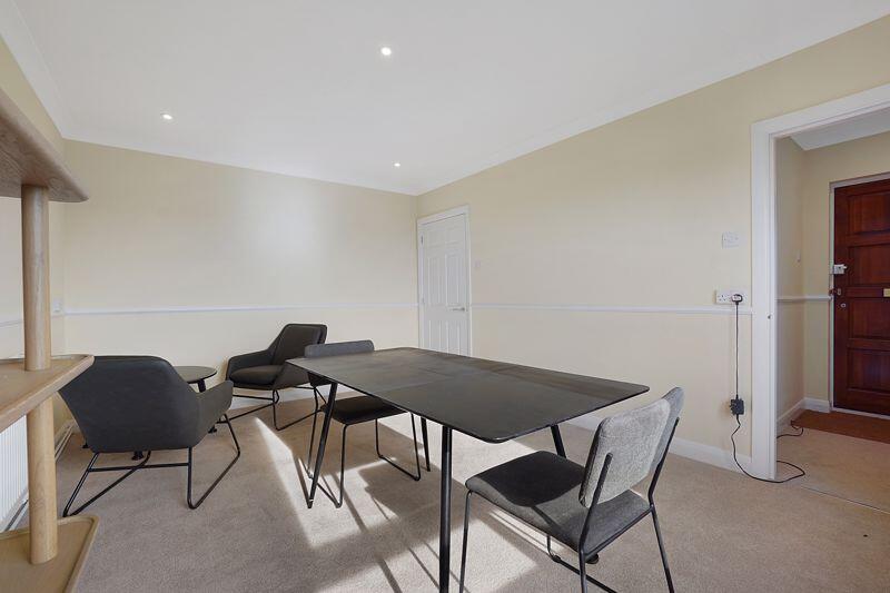 Apartment in Dartford - More