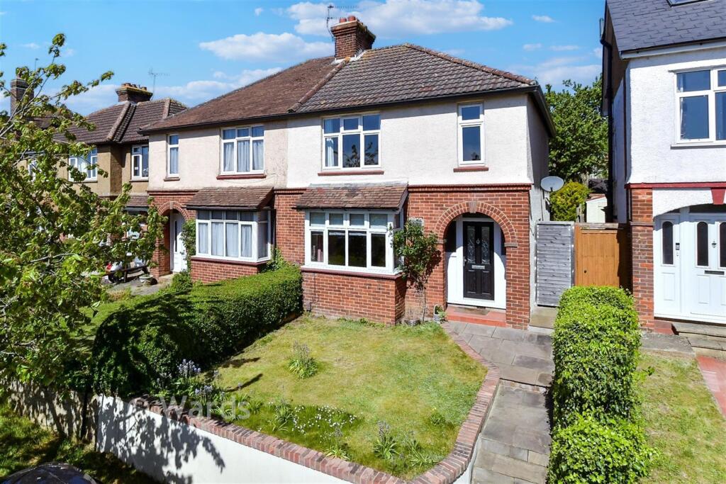 Main image of property: Tonbridge Road, Maidstone, Kent