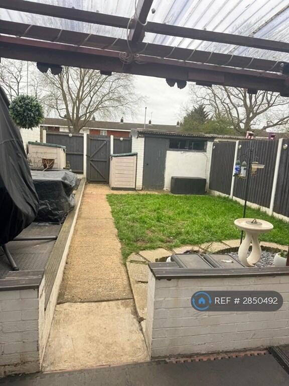 House in Southend-on-Sea - View 4