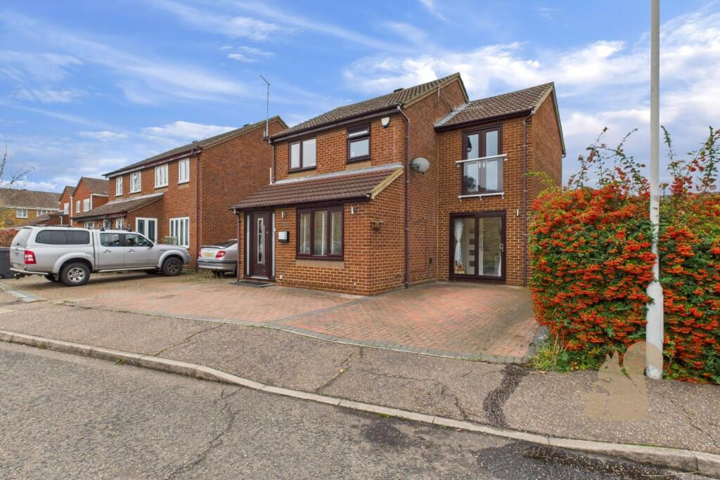 Main image of property: Bouchers Mead,, Chelmsford