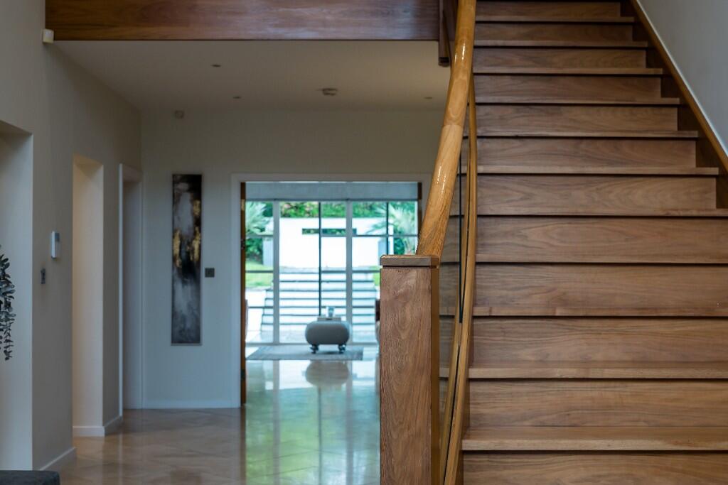Barry Rise, Bowdon, WA14 photo 3