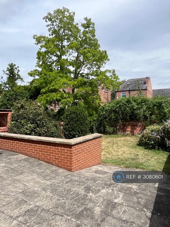 Apartment in Nottingham - View 2