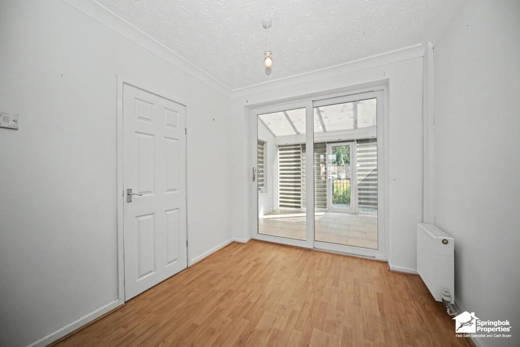 House in Wigan, Greater Manchester - More