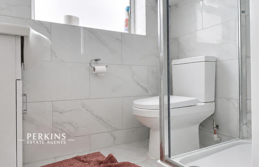 Apartment in Southall - More