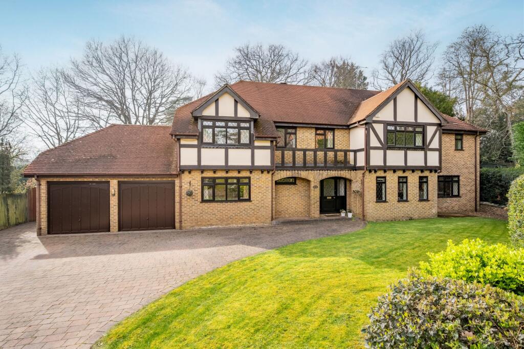 Main image of property: Grant Walk, Sunningdale