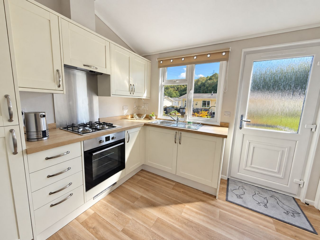 Goit Stock Lane, Harden, Bingley, BD16 photo 4