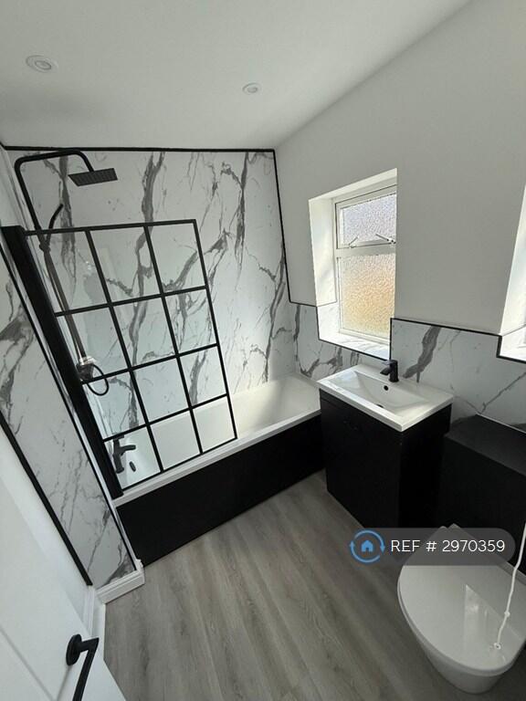 House in Stockton-on-Tees, Hartlepool - View 2