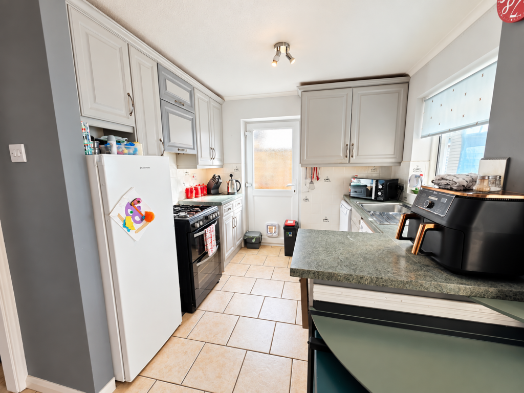 House in Maidstone, Staplehurst - View 4