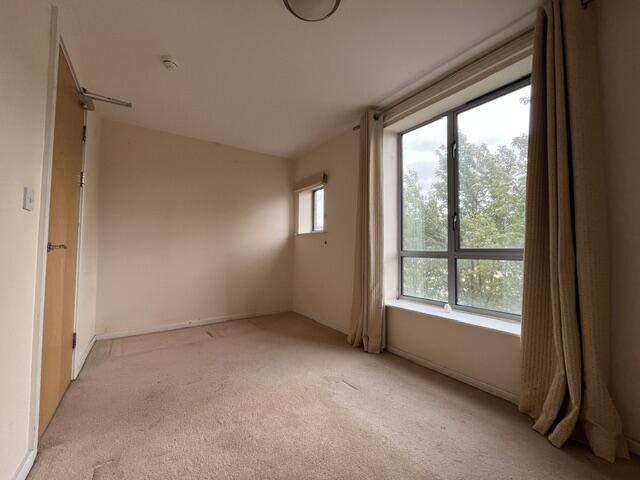 Apartment in Leeds, West Yorkshire - More