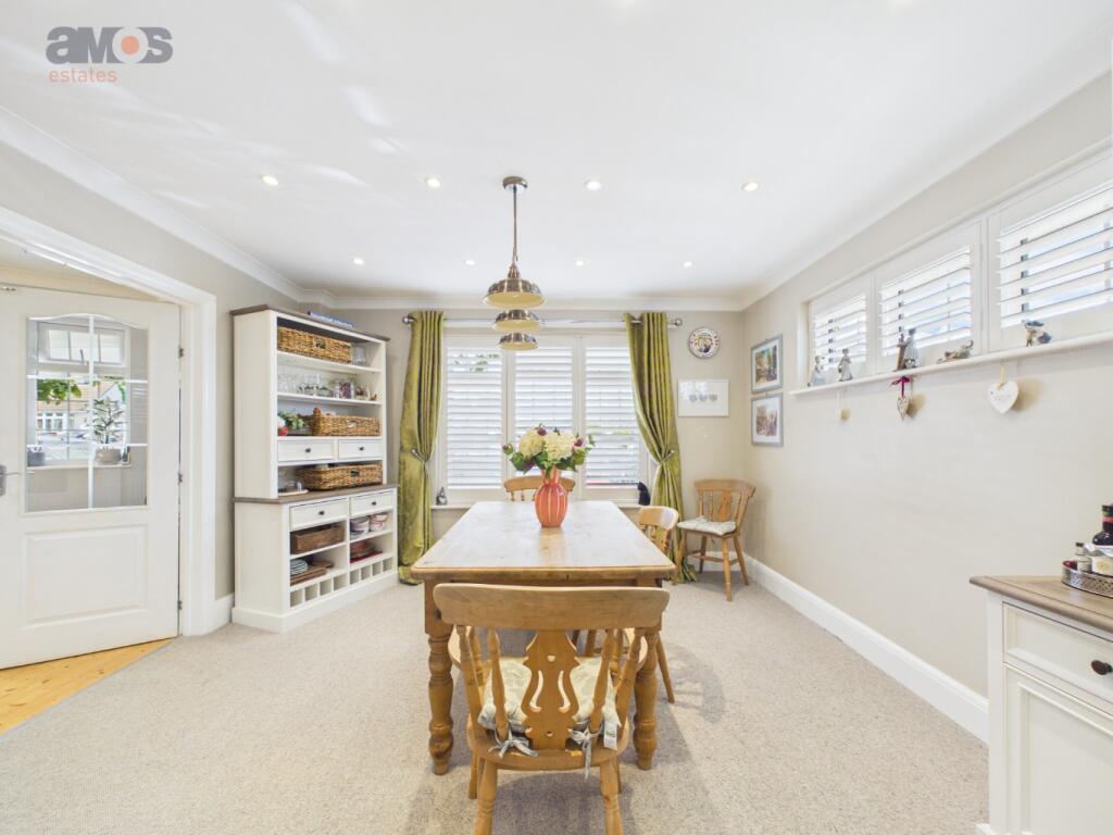 House in Castle Point, Essex - View 5