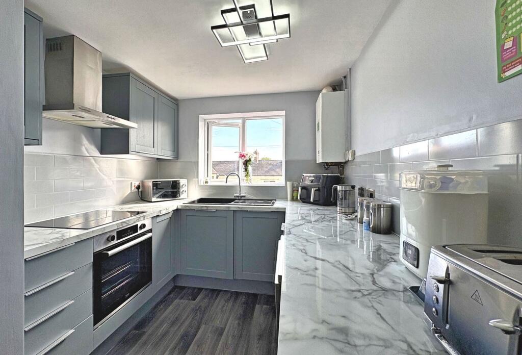 House in Wotton-under-Edge, Bradley Green - View 4
