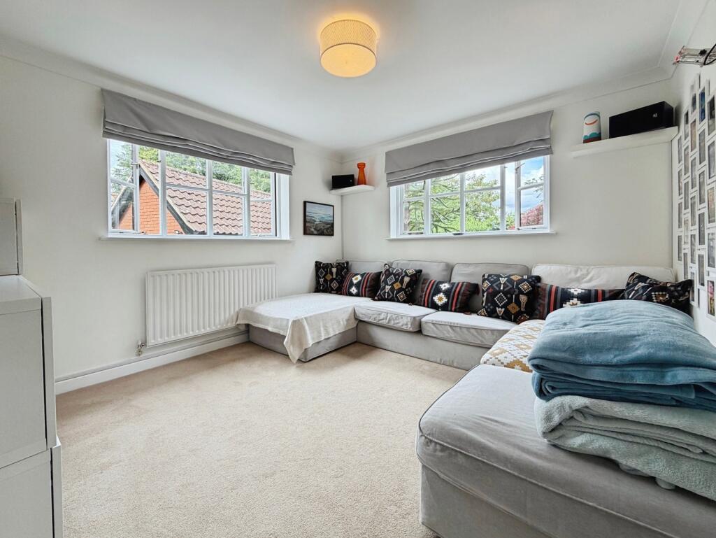 Rowanwood Avenue, Sidcup, DA15 photo 4