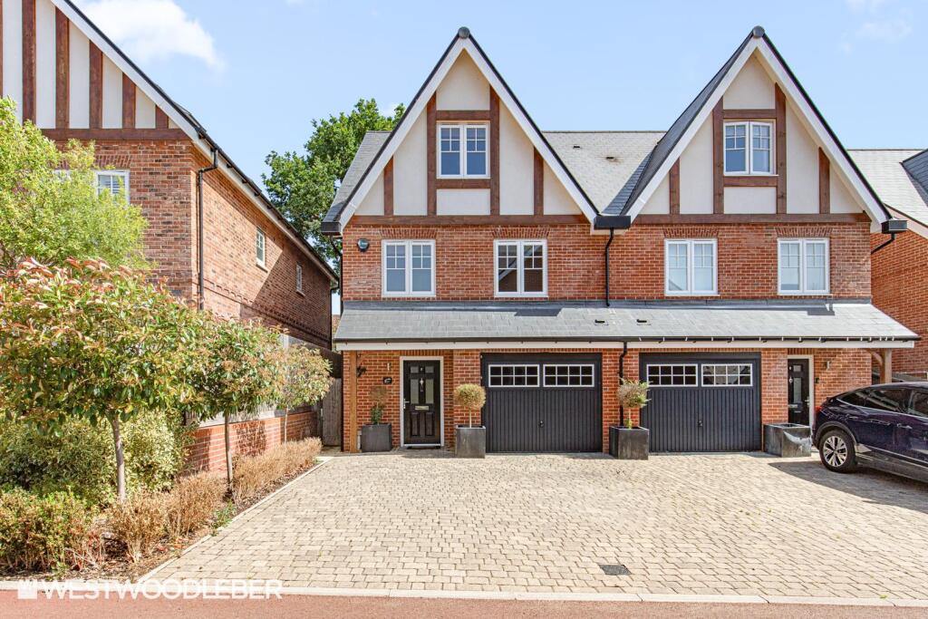 Main image of property: Sandbach Close, Broxbourne