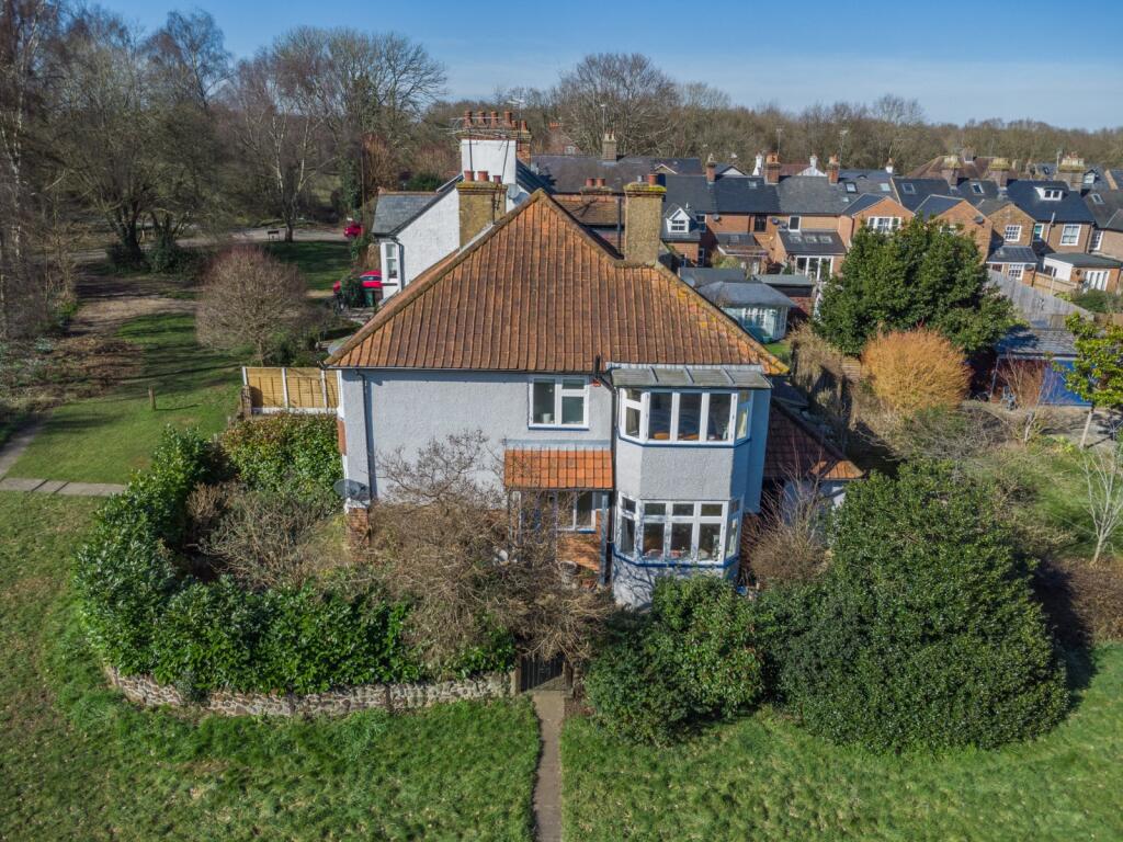 East Common, Harpenden, Hertfordshire - View 2