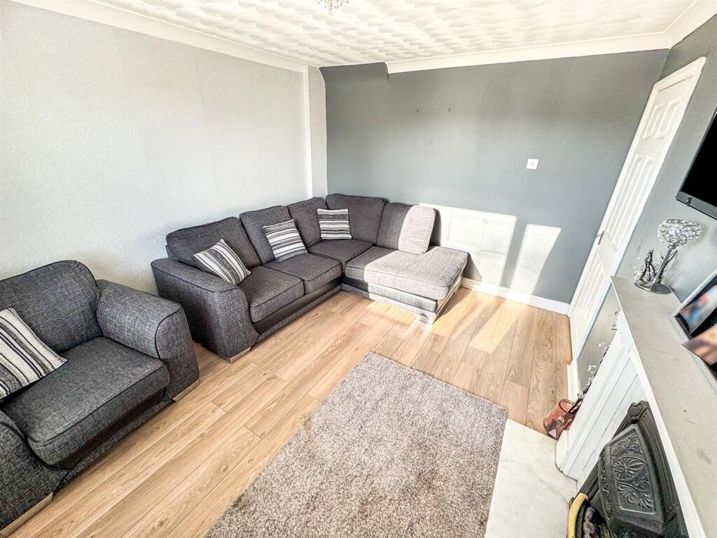 House in Corby, Danesholme - View 5