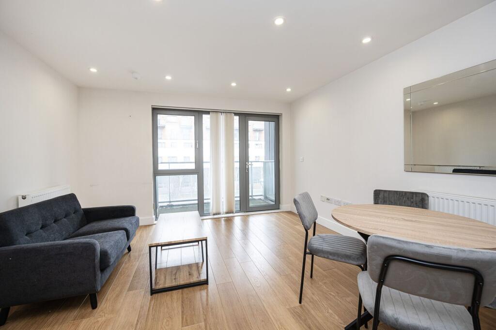 Apartment in London - View 3