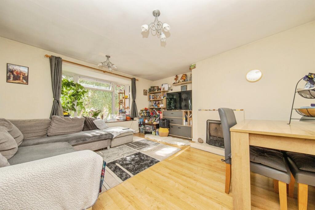 Apartment in East Suffolk, Melton - View 5