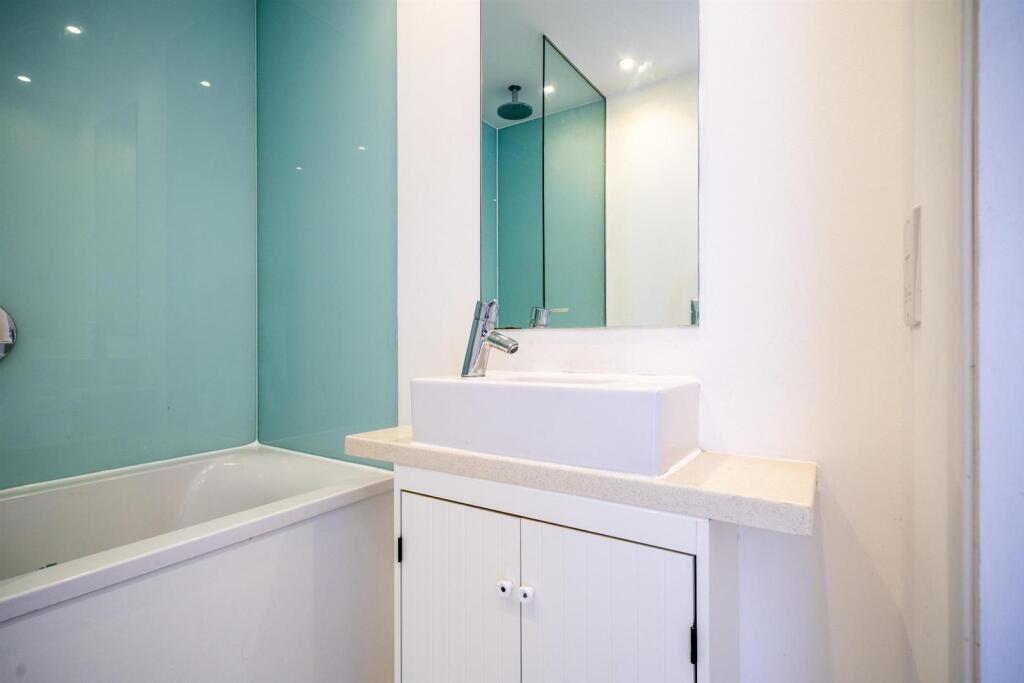 Main image of property: Abito 4 Clippers Quay Salford Quays