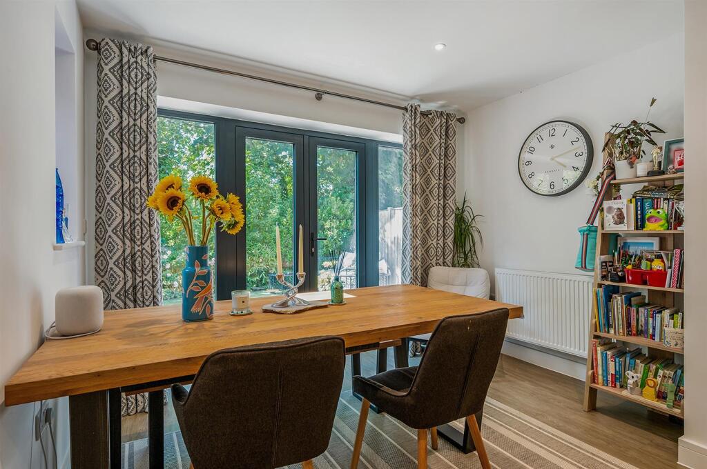 House in Test Valley, Andover - More