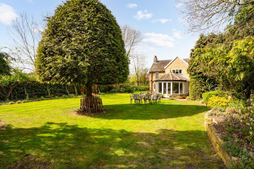 Main image of property: 47-49 Wimpole Road, Barton, Cambridge, CB23 7AB