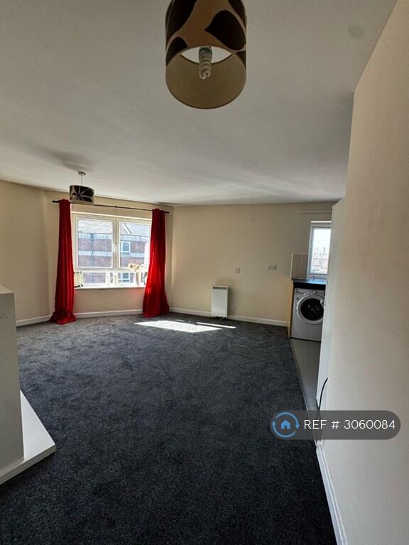 Apartment in Rochester - View 2