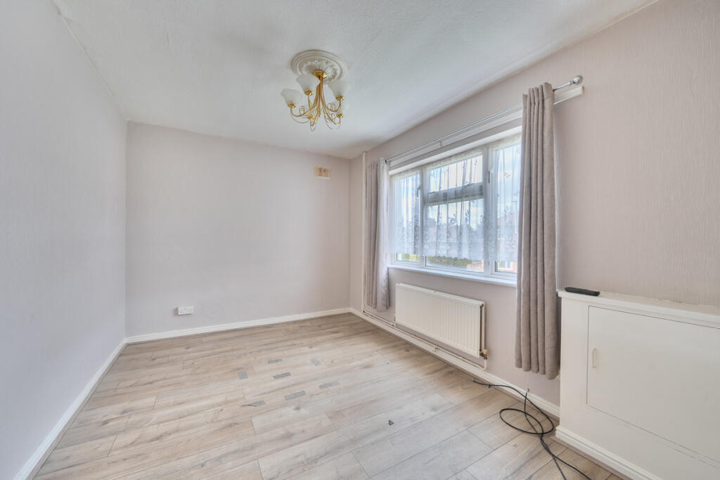 Wrens Hill Road, Dudley, DY1 3 photo 4