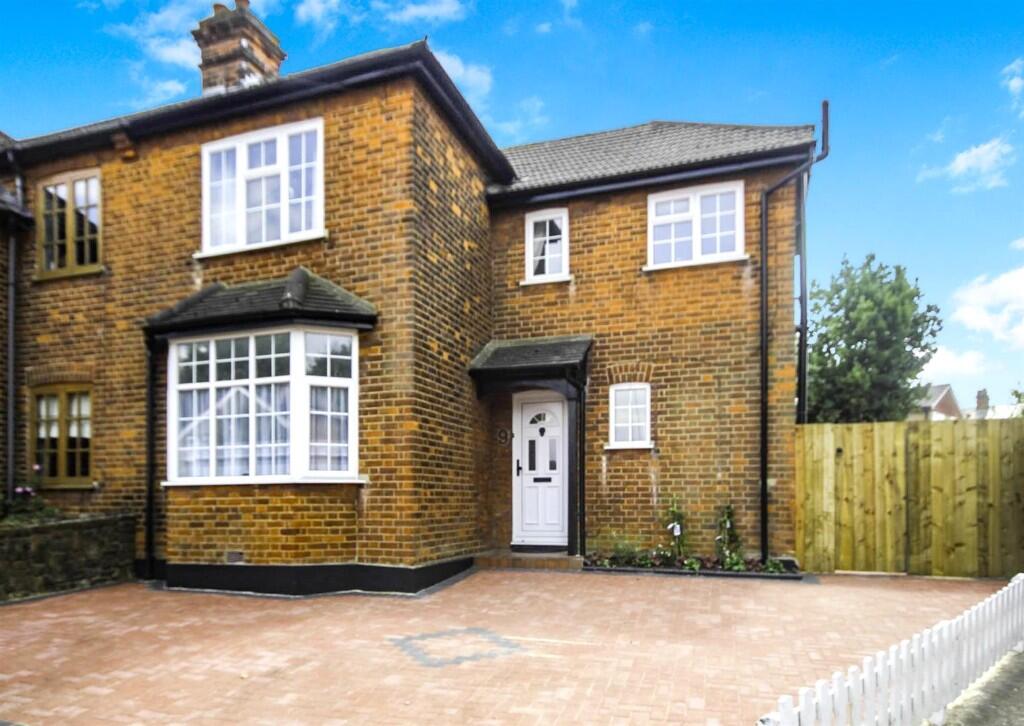 Main image of property: Woodman Road, Brentwood, Essex, CM14