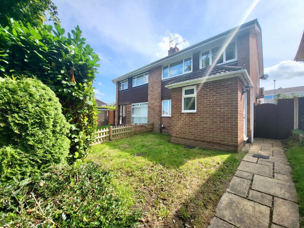 Main image of property: Robin Way, Chipping Sodbury, Bristol