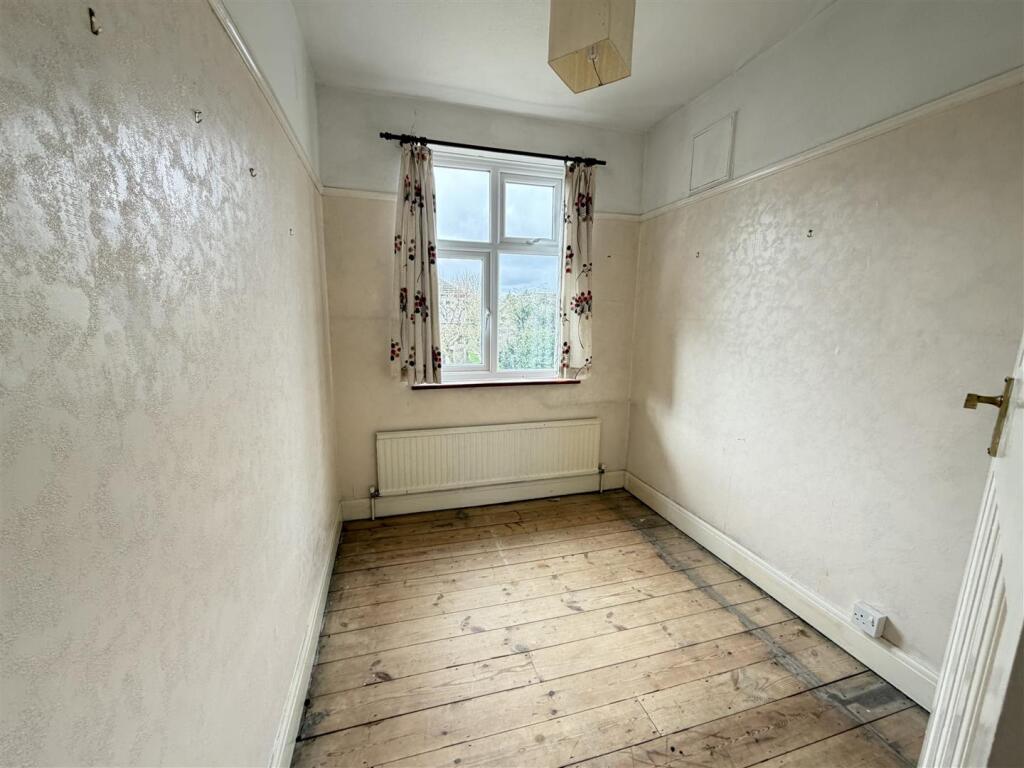 Stratton Road, Merton Park photo 4