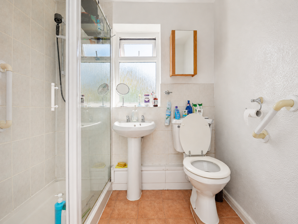 Jarvis Road, Arundel, BN18 9HS photo 5